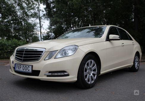 Mercedes-Benz E 200, 2013