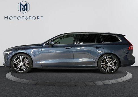 Volvo V60, 2022