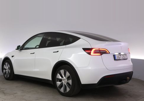 Tesla Model Y, 2024 3