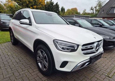 Mercedes-Benz GLC 200, 2021