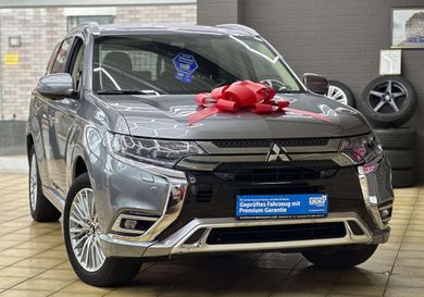 Mitsubishi Outlander, 2020