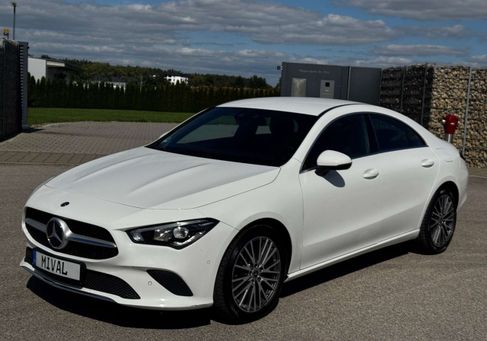 Mercedes-Benz CLA 180, 2019 3