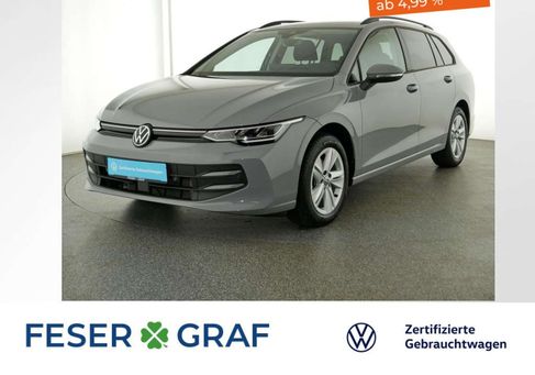 Volkswagen Golf, 2024