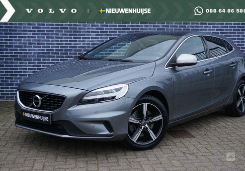 Volvo V40, 2019