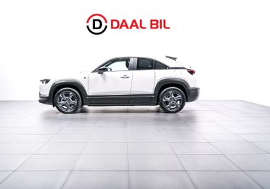 Mazda MX-30, 2023