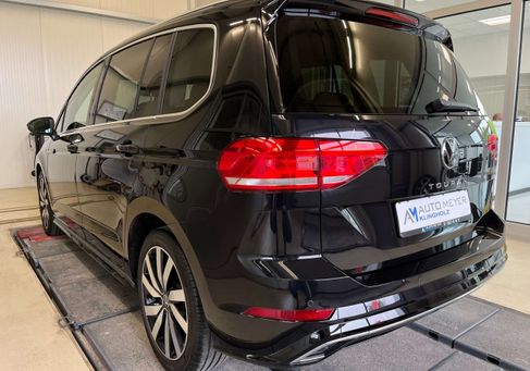 Volkswagen Touran, 2023 3
