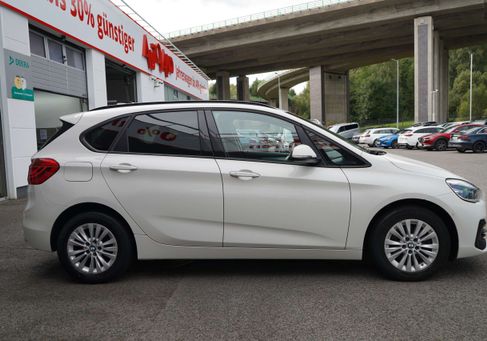 BMW 218, 2020 3