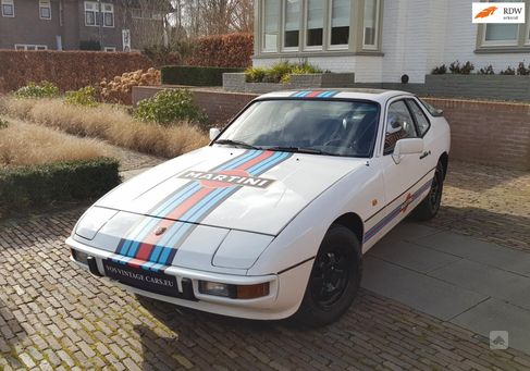 Porsche 924, 1983