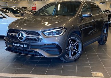 Mercedes-Benz GLA 200, 2021