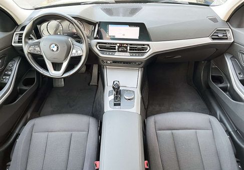 BMW 320, 2020