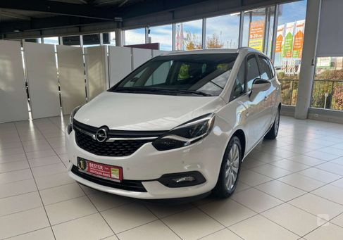 Opel Zafira, 2017