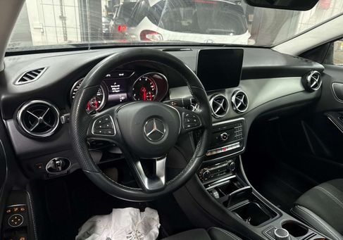 Mercedes-Benz GLA 180, 2017