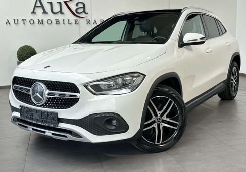 Mercedes-Benz GLA 220, 2022