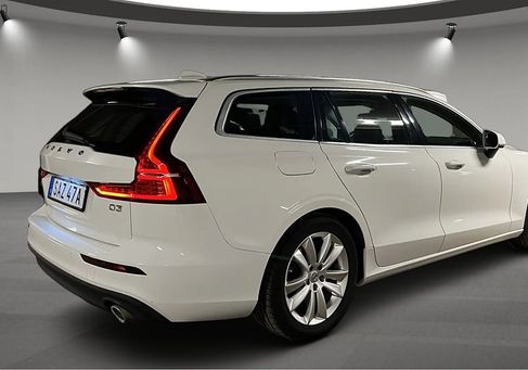 Volvo V60, 2020 3