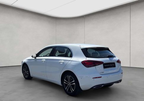 Mercedes-Benz A 180, 2025