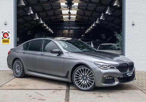 BMW 730, 2016