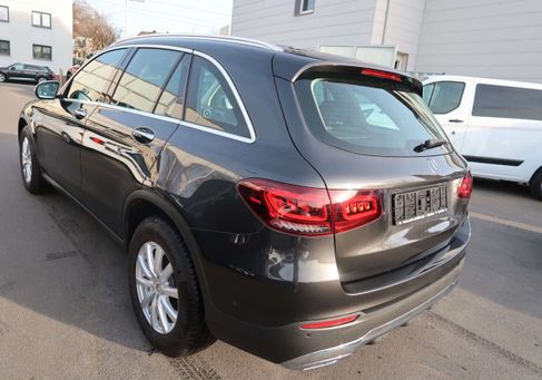 Mercedes-Benz GLC 200, 2021