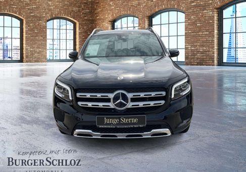 Mercedes-Benz GLB 200, 2022 3