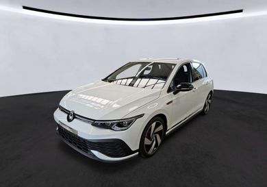 Volkswagen Golf, 2023