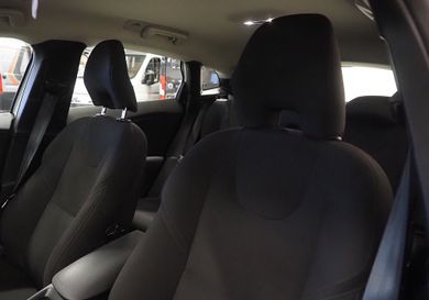 Volvo V40, 2016