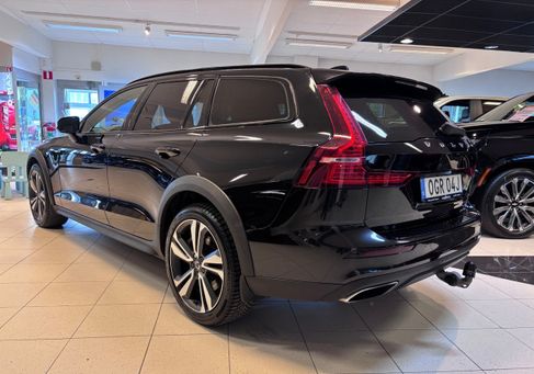 Volvo V60 Cross Country, 2021 2