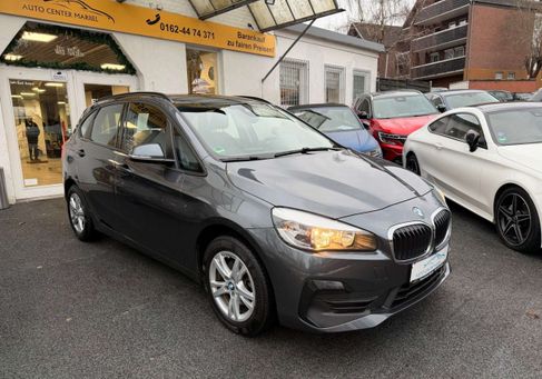 BMW 216, 2019