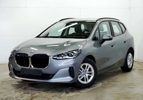 BMW 225, 2023