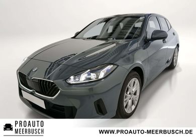 BMW 120, 2025
