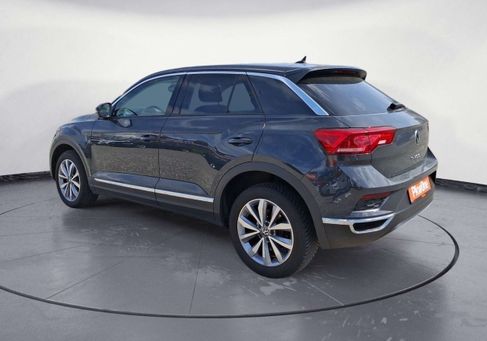 Volkswagen T-Roc, 2021