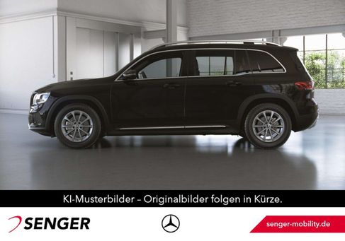 Mercedes-Benz GLB 200, 2022