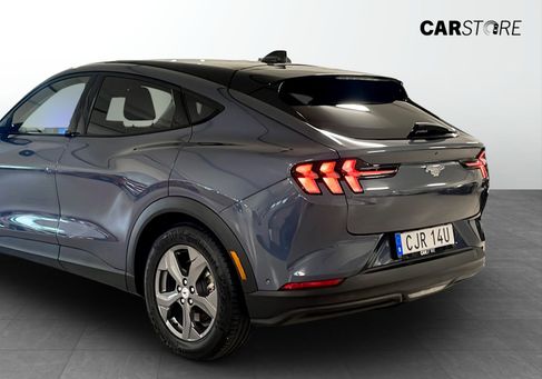 Ford Mustang Mach-E, 2021 2