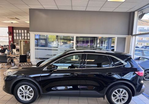 Ford Kuga, 2020
