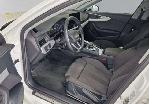 Audi A4, 2023