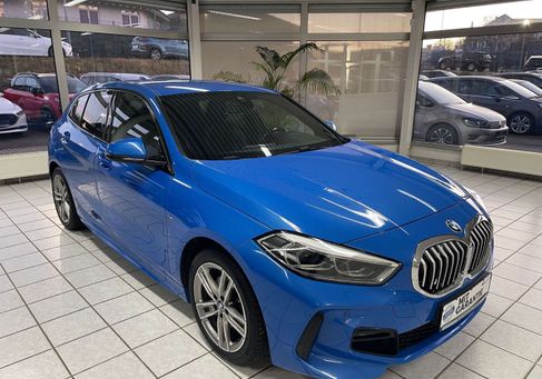 BMW 118, 2021