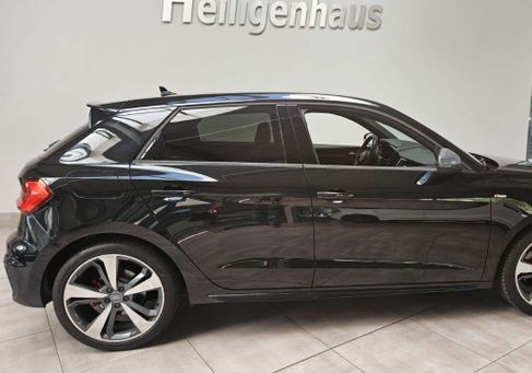 Audi A1, 2022