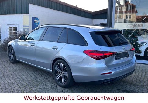 Mercedes-Benz C 180, 2022