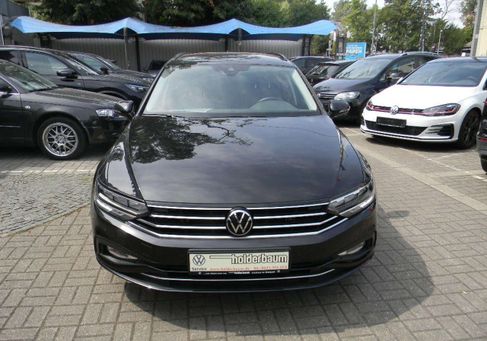Volkswagen Passat Variant, 2023 3