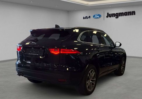 Jaguar F-Pace, 2017