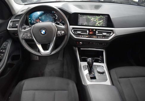 BMW 320, 2021 2