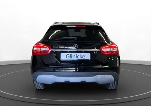 Mercedes-Benz GLA 180, 2019