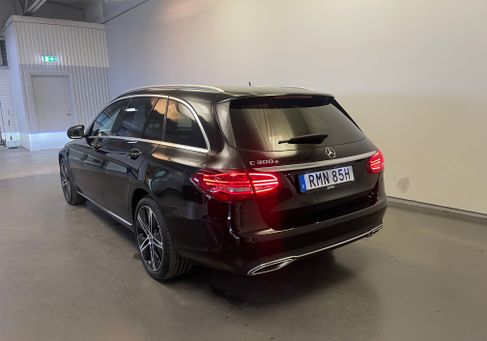 Mercedes-Benz C 300, 2020
