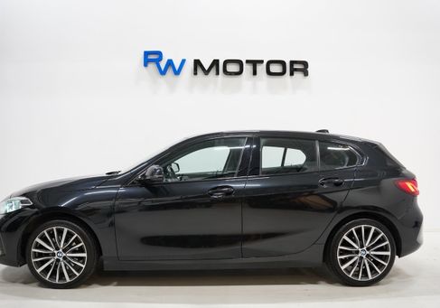 BMW 118, 2020