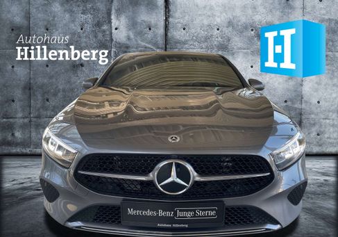 Mercedes-Benz A 200, 2025
