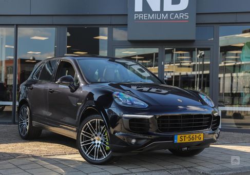 Porsche Cayenne, 2016