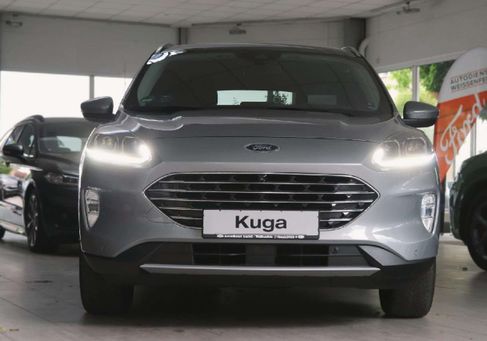 Ford Kuga, 2022