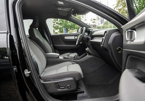 Volvo XC40, 2023 2