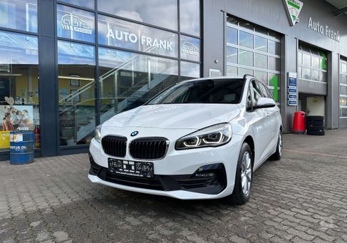 BMW 216, 2019