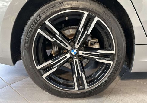 BMW 320, 2022 3