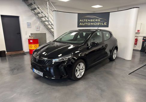 Renault Clio, 2024