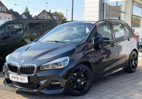 BMW 220, 2018 3
